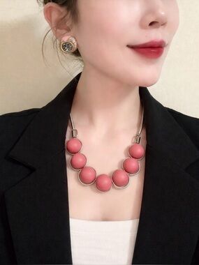 Amimi Vintage Elegant burgundy Beaded Necklace